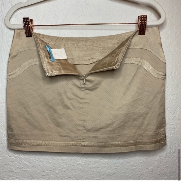 𝅺marciano Khaki Mini Skirt Y2K - Picture 2 of 4